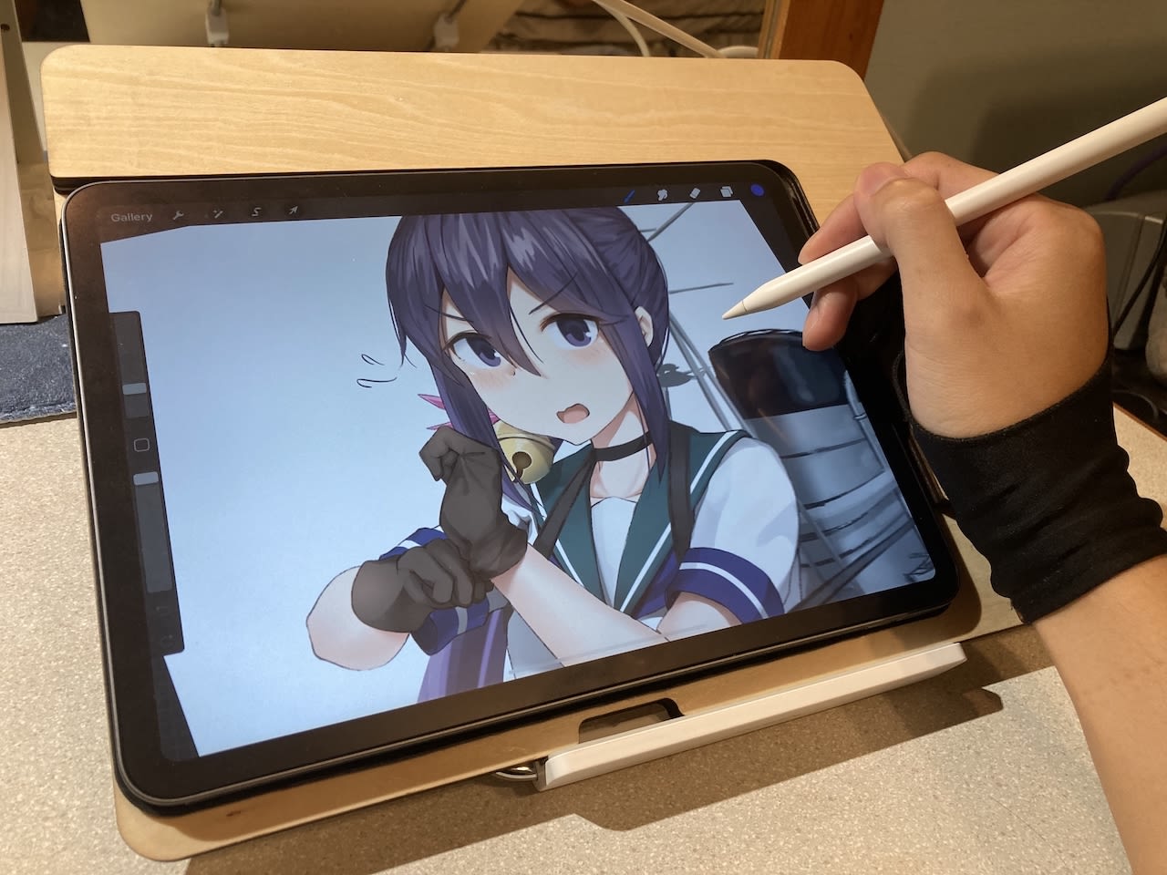 Make an iPad Drawing Board That Improves Your Drawing Experience